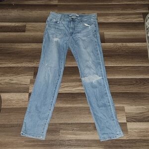 JOE'S Denim Jeans Size 26, Inseam 28' Distressed Light Washed Jeans
